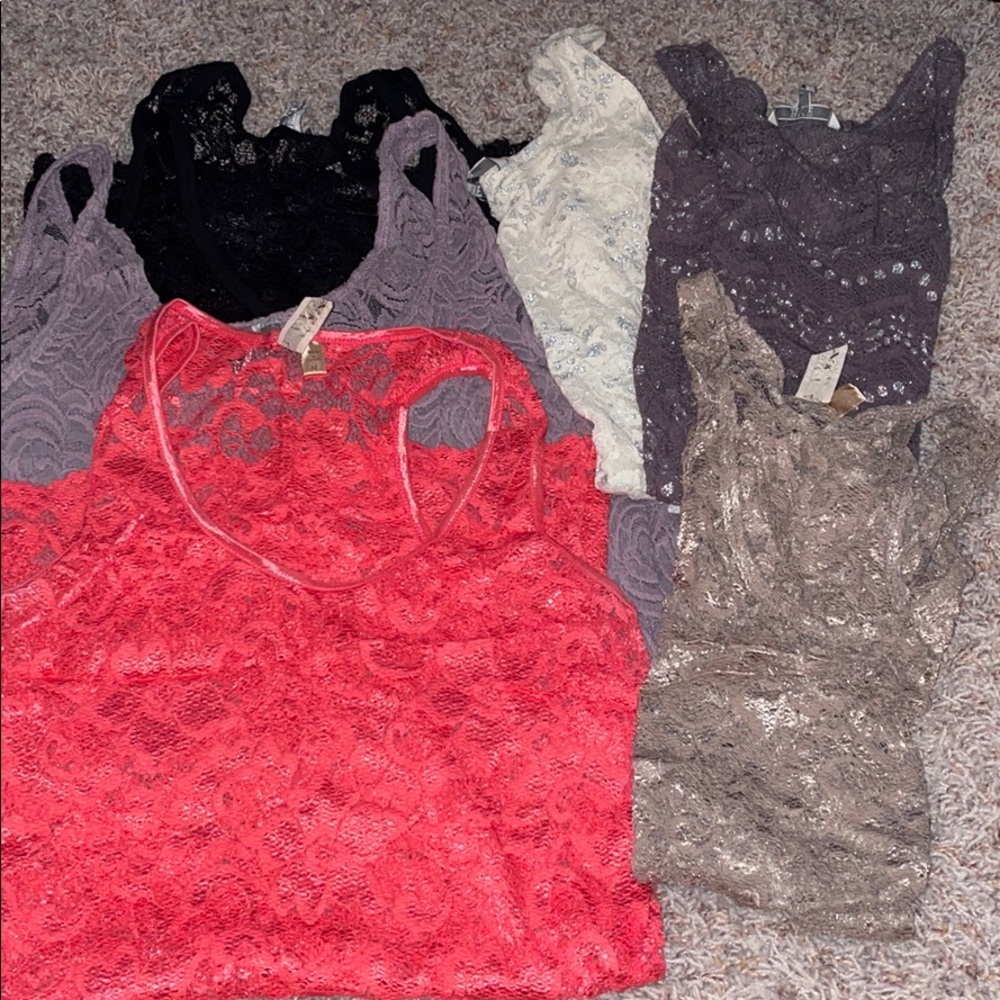 Lot of 6️⃣ TANKS